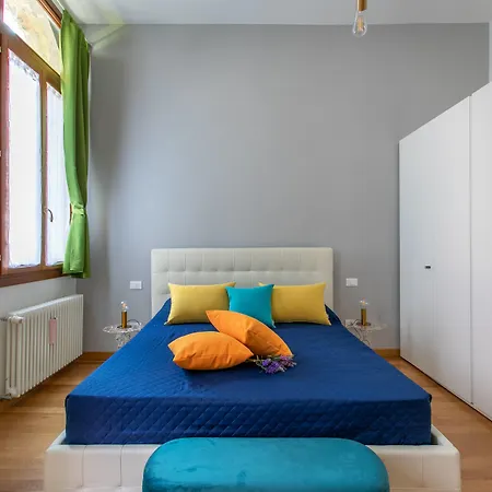 Rialto Bridge Lovely * Venice