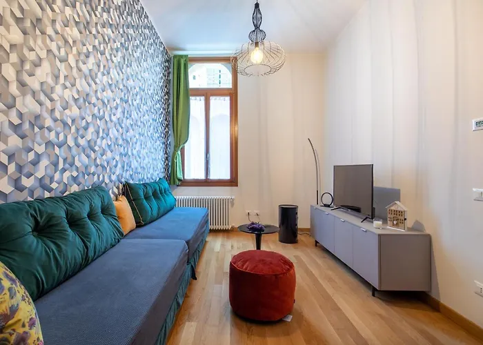 Rialto Bridge Lovely Venice