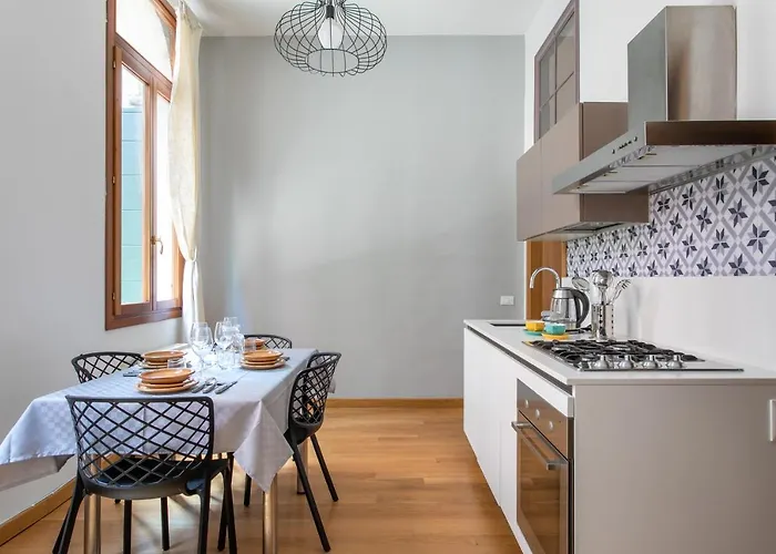 Apartment Rialto Bridge Lovely