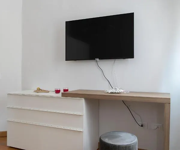 Rialto Bridge Lovely * Venice