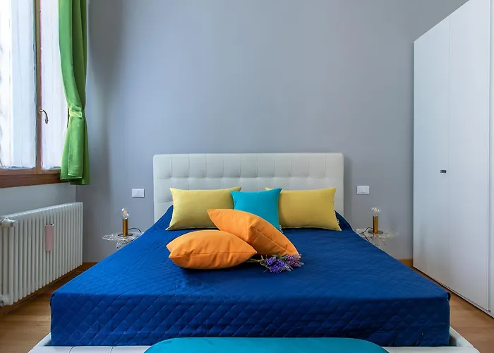 Rialto Bridge Lovely Venice